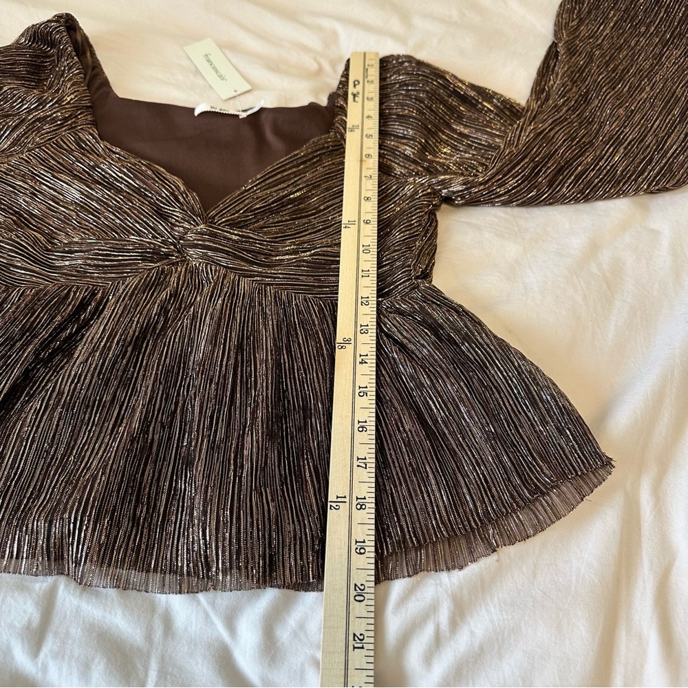 Francesca's Collections Brown Metallic Twist-Peplum Blouse Size S - Picture 8 of 13